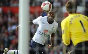 AYX游戏入口- 湖人新援艾顿和拉拉维亚闪耀登场 