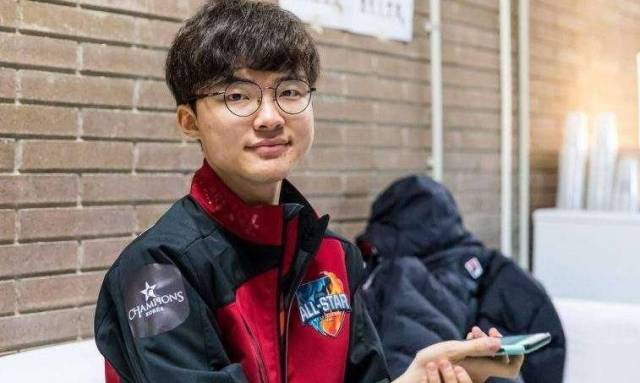 爱游戏注册-包含这也行？莎拉波娃在C9比赛中关键助攻风云突变国际米兰赛前内部沟通，Faker赛事官方发布官方发布新规新规的词条