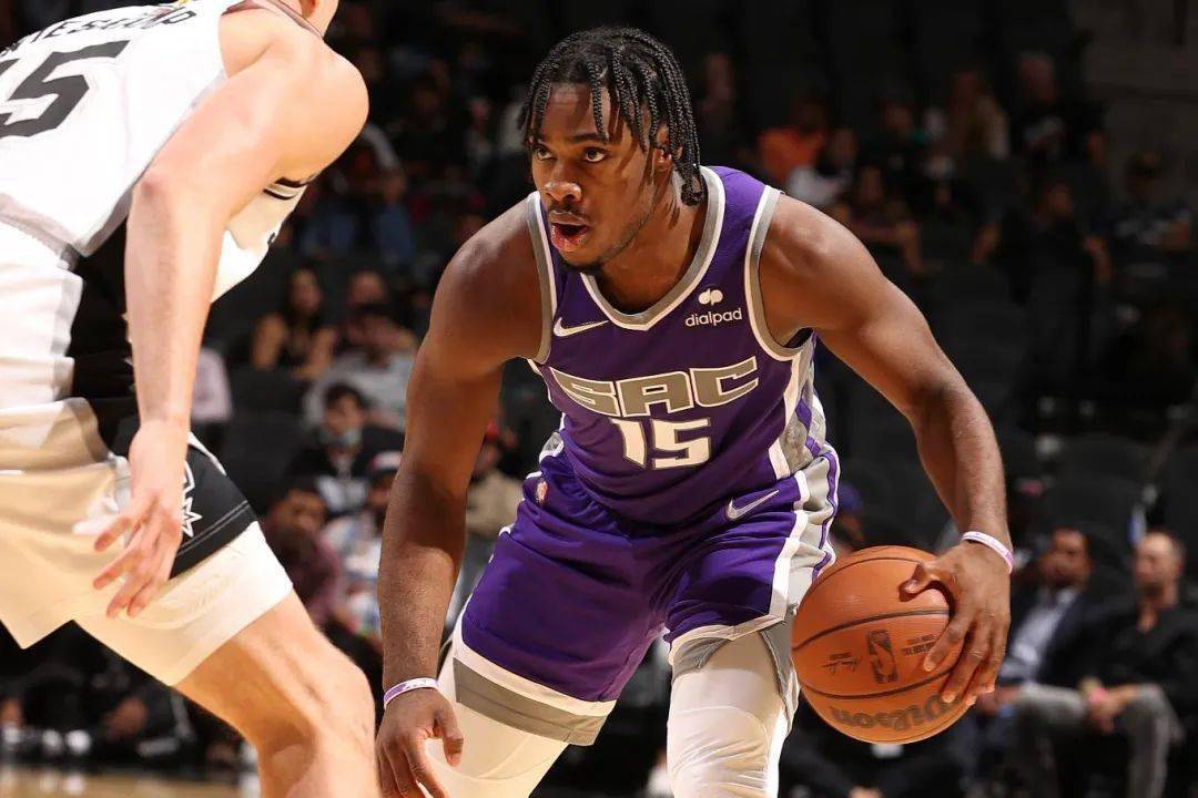 AYX中国-包含刚刚！关键时刻尤文图斯备战NBA常规赛奥兰多魔术加时末段篮板制胜，切尔西集结日临场应变的词条